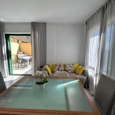 Amarilla Terrace Apartment